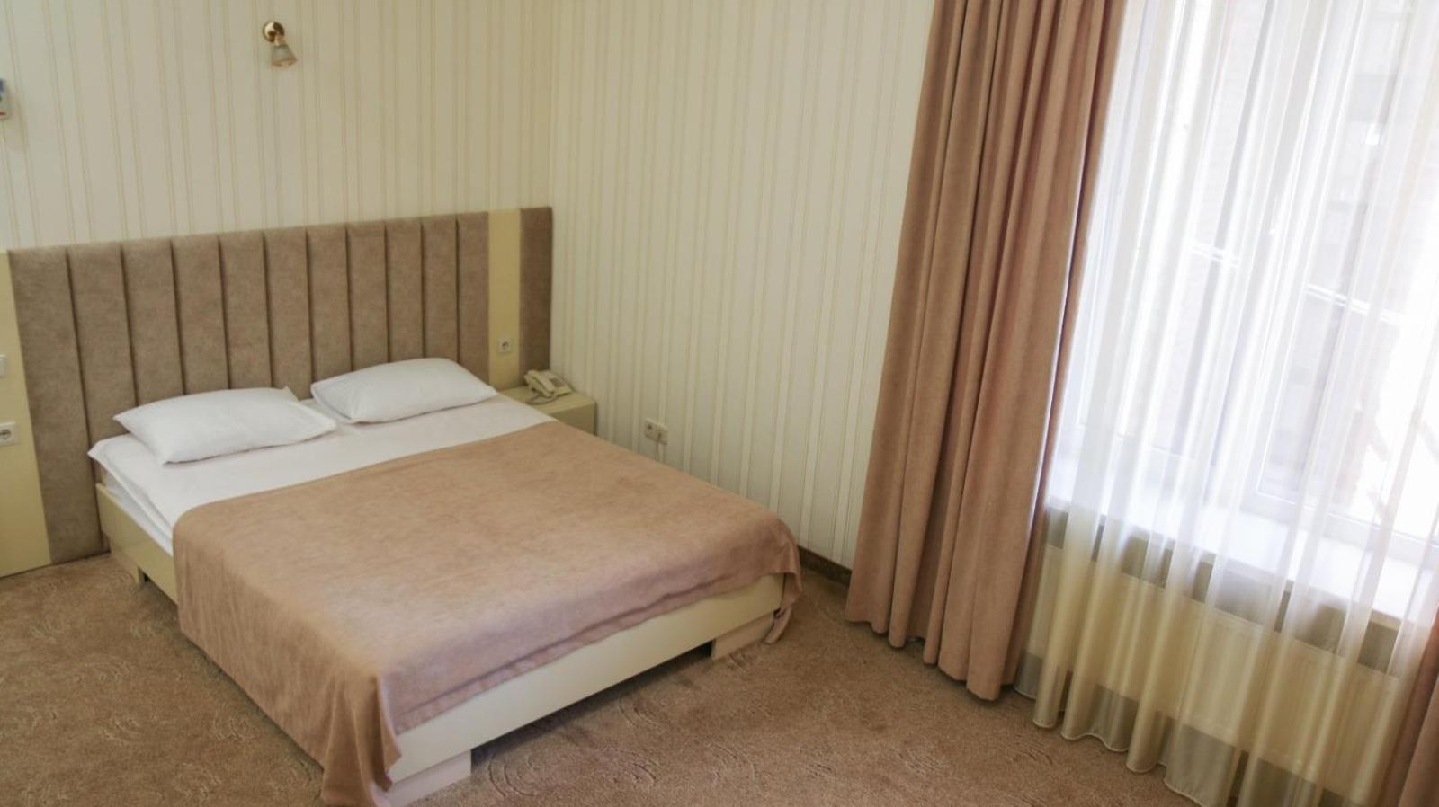 Hotel Status Вінниця Екстер'єр фото
